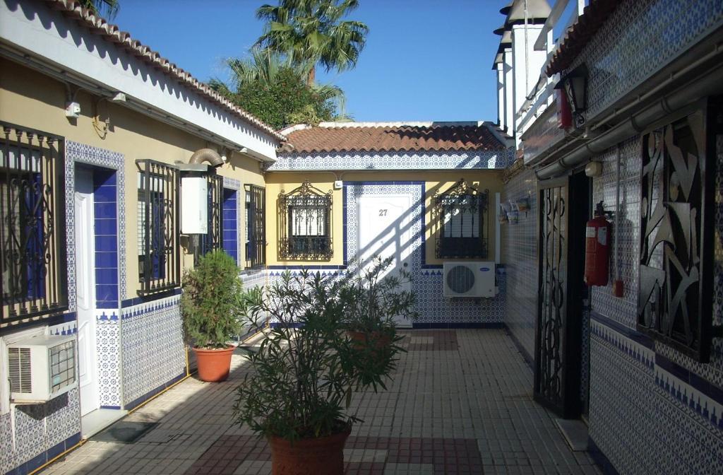 Hostal Don Diego San Juan Del Puerto Buitenkant foto