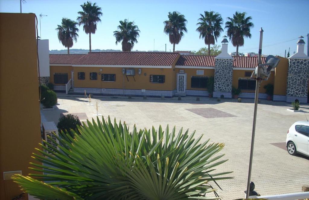Hostal Don Diego San Juan Del Puerto Buitenkant foto