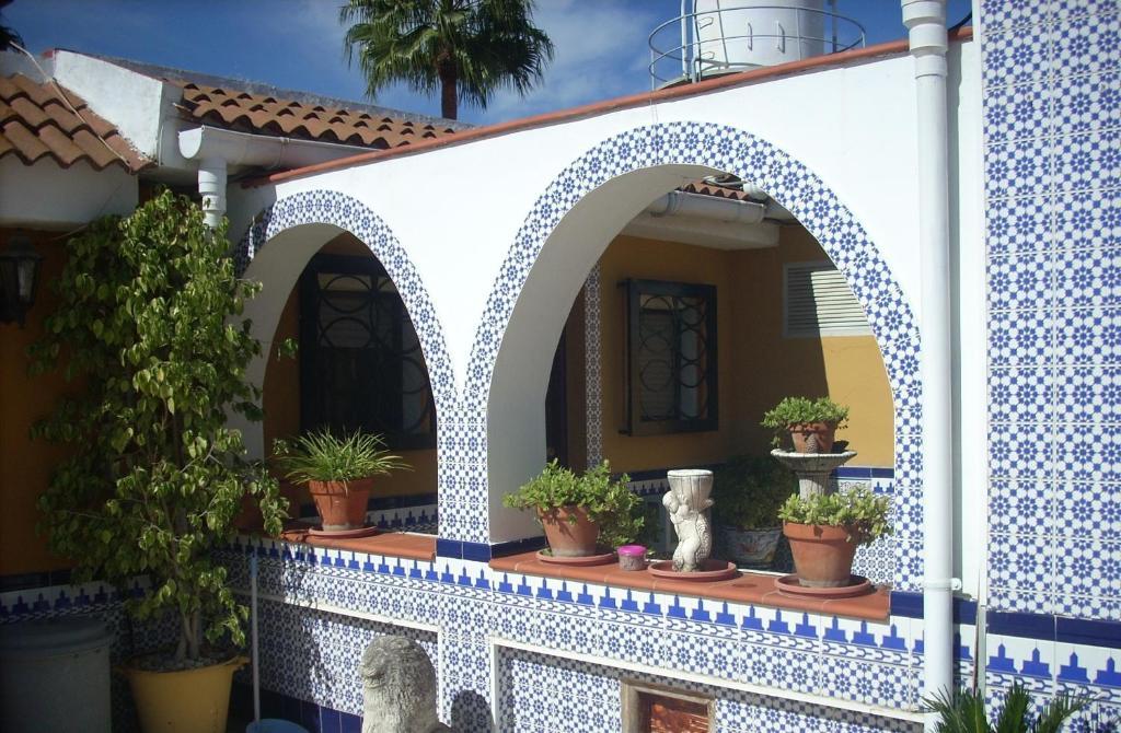 Hostal Don Diego San Juan Del Puerto Buitenkant foto